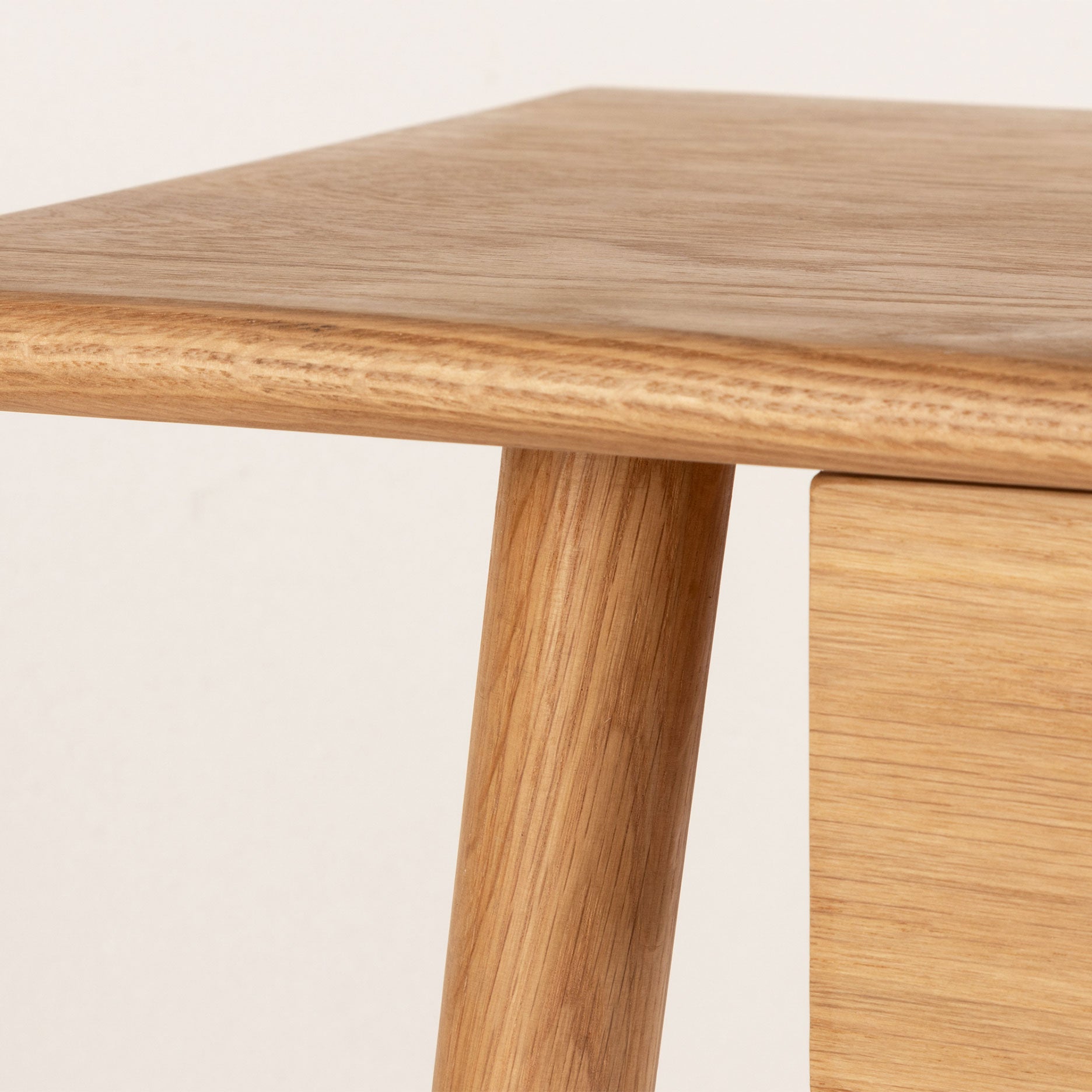 Wood II konsolbord FSC certificeret egetræ